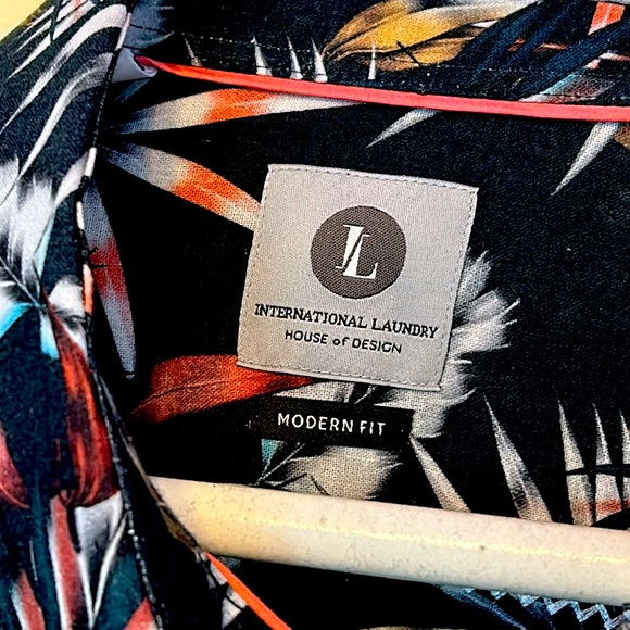 International Laundry House of Design Men’s Button Down pattern shirt. Size L - Picture 2 of 5
